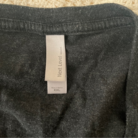 Essential Oil Graphic T-shirt - Picture 9 of 10